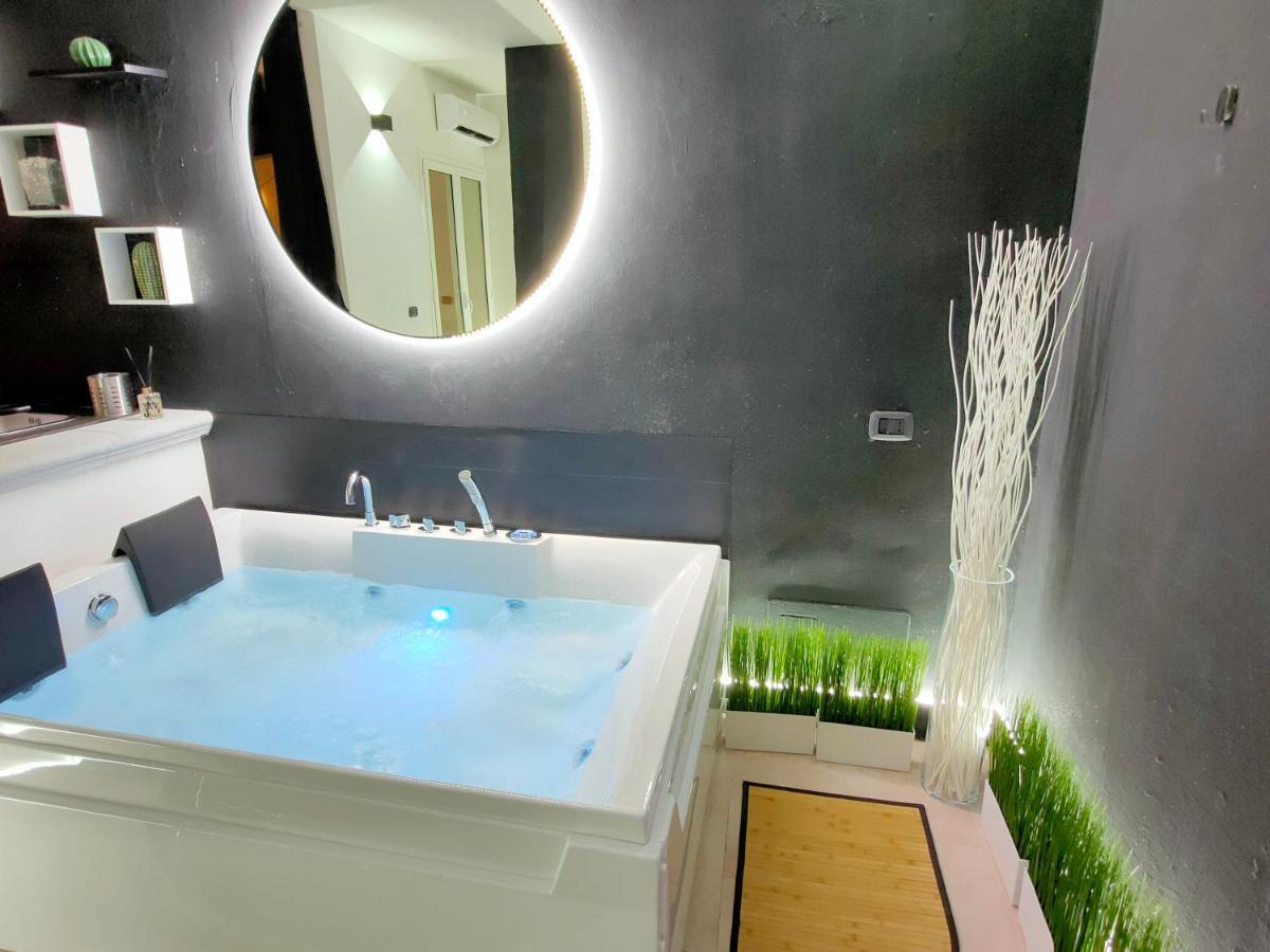 Central Wellness Suite Bari Esterno foto